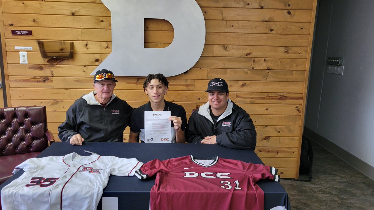 MaederBaldwin17's tweet photo. I am blessed &amp; eager to start my baseball career with @DCCBaseball2010 . Thanks to my parents for never giving up on me, Coach Pete, @_CoachJMartin @RangersYA @TEXPlayerDev @thearn14 for pushing me to be better, taking the time to work with me &amp; make me a better player &amp; man! https://t.co/9B9iVqqdW6
