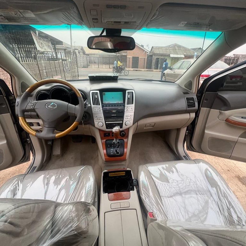msbettyemo's tweet photo. Foreign used
#lexusrx330
Accident free
Year : 2005
Price : N6.850m Naira
๐Location : #lagos
Custom Duty โ
๐ฏ https://t.co/A4gENBFzal