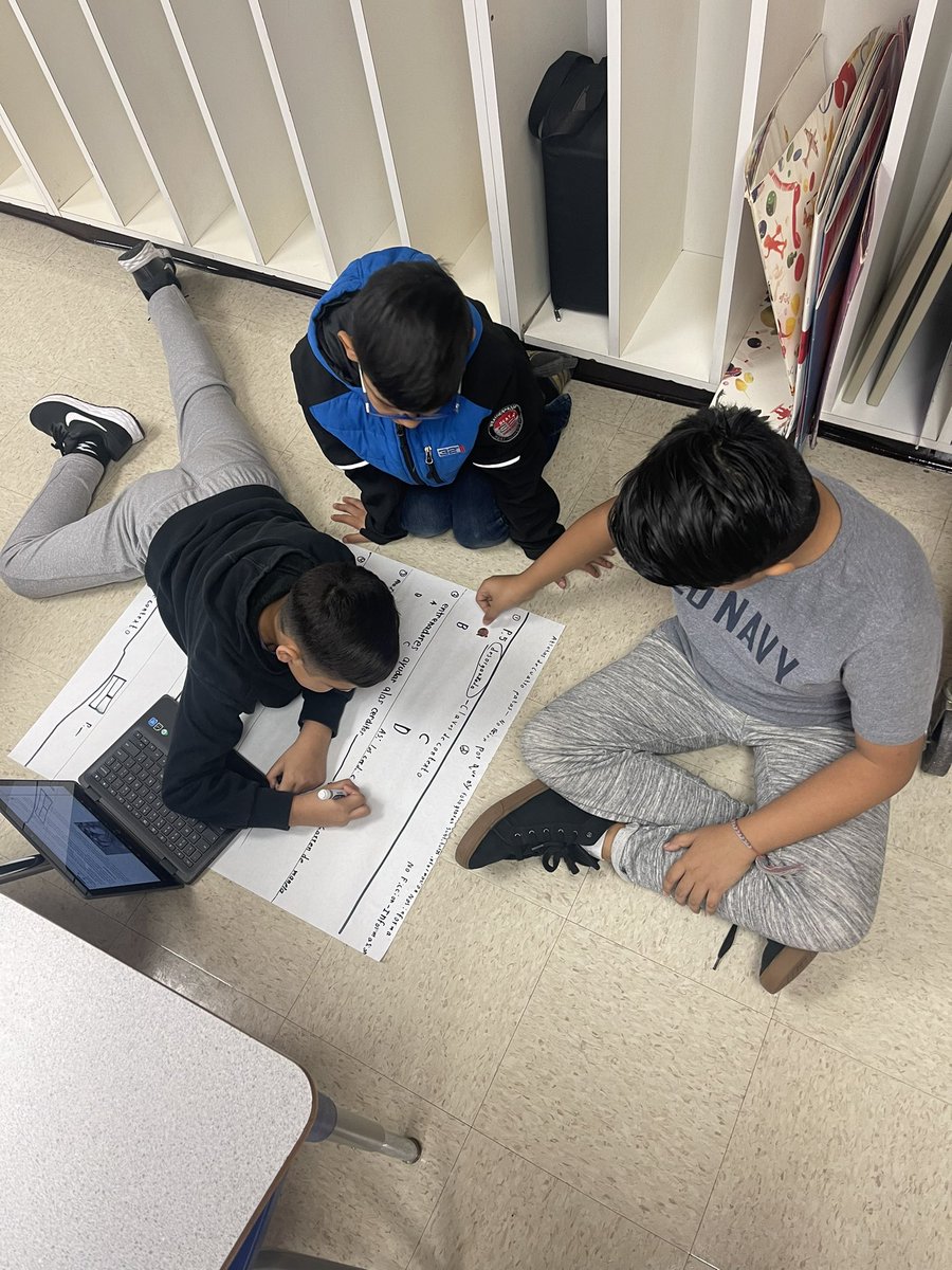 Angela Villarreal tweet media