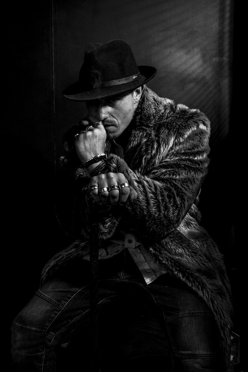 lrd_schroeder's tweet photo. From my latest shoot, this character to me tells so many stories, as soon as I seen it my first thought was the feature films I could write around this character, so much to tell, so many emotions.
#actor #model #schroeder #photoshoot https://t.co/a9nkptpBHW