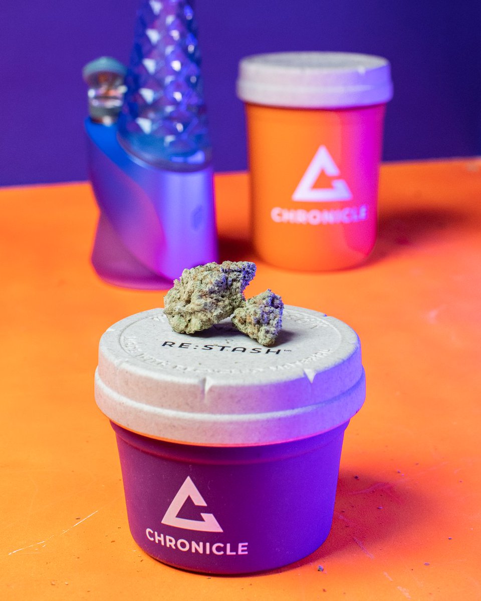 LogMyChronic's tweet photo. Picked up some Fortune from the local dispensary - it's "platinum tier" Even though it didn't come with a barcode, manually entering it was a breeze. Wished it included terpene info too - would make it easier to log in the future. #happystoner #platinumtier #localcannabis #terps https://t.co/P2ihJUyttq