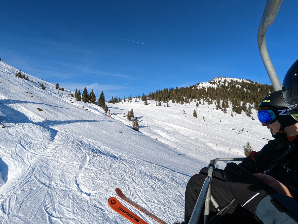 LoLSivi's tweet photo. Spontaner trip in die alpen hittet ganz anders https://t.co/f3mMsWSmQF
