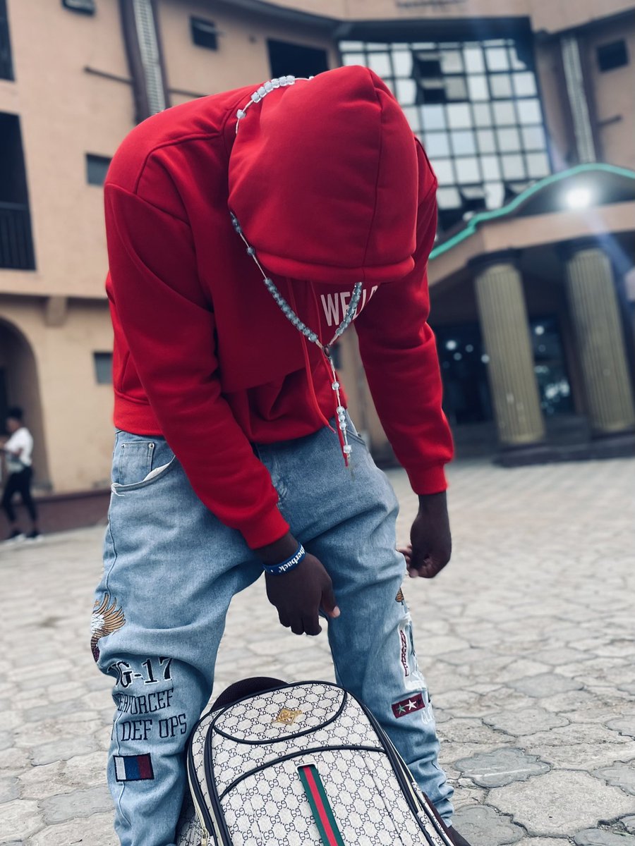 chudi_ben's tweet image. Who sleep, who no sleep, e no concern grace.#fyp #makethisblowup