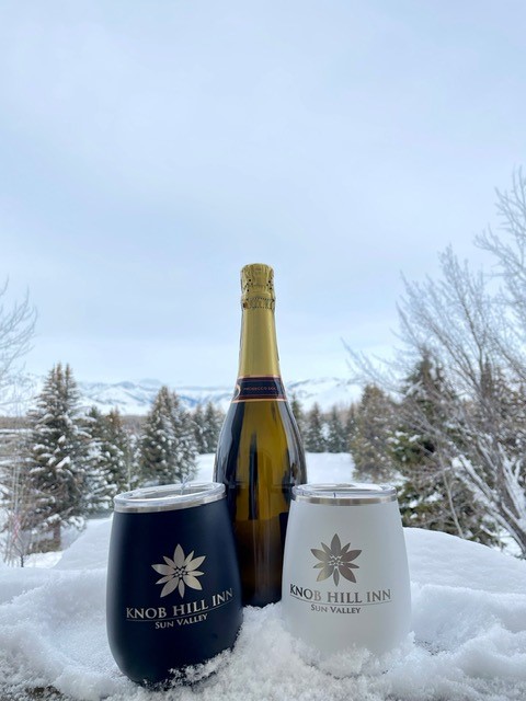 KnobHillInn's tweet photo. The best perch to celebrate #NationalDrinkWineDay will be a little après-ski.🥂 Provided by Knob Hill Inn, chilled by nature, and enjoyed by you. https://t.co/XCok139R7x