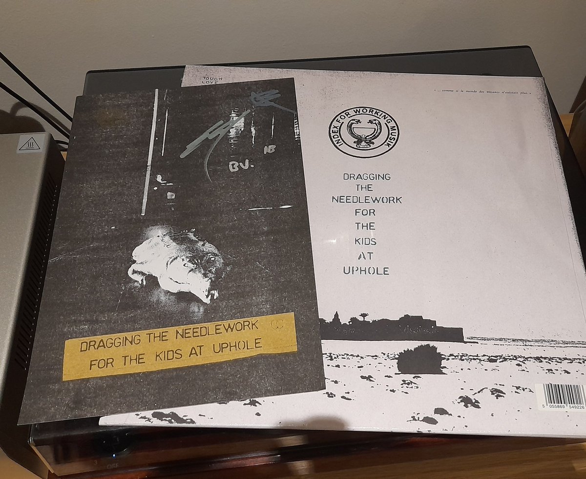 toadsy_boro's tweet image. Kicking off Saturday night with the debut LP from @IndexMusik, the imaginatively titled Dragging the Needlework for the Kids at Uphole 👌
