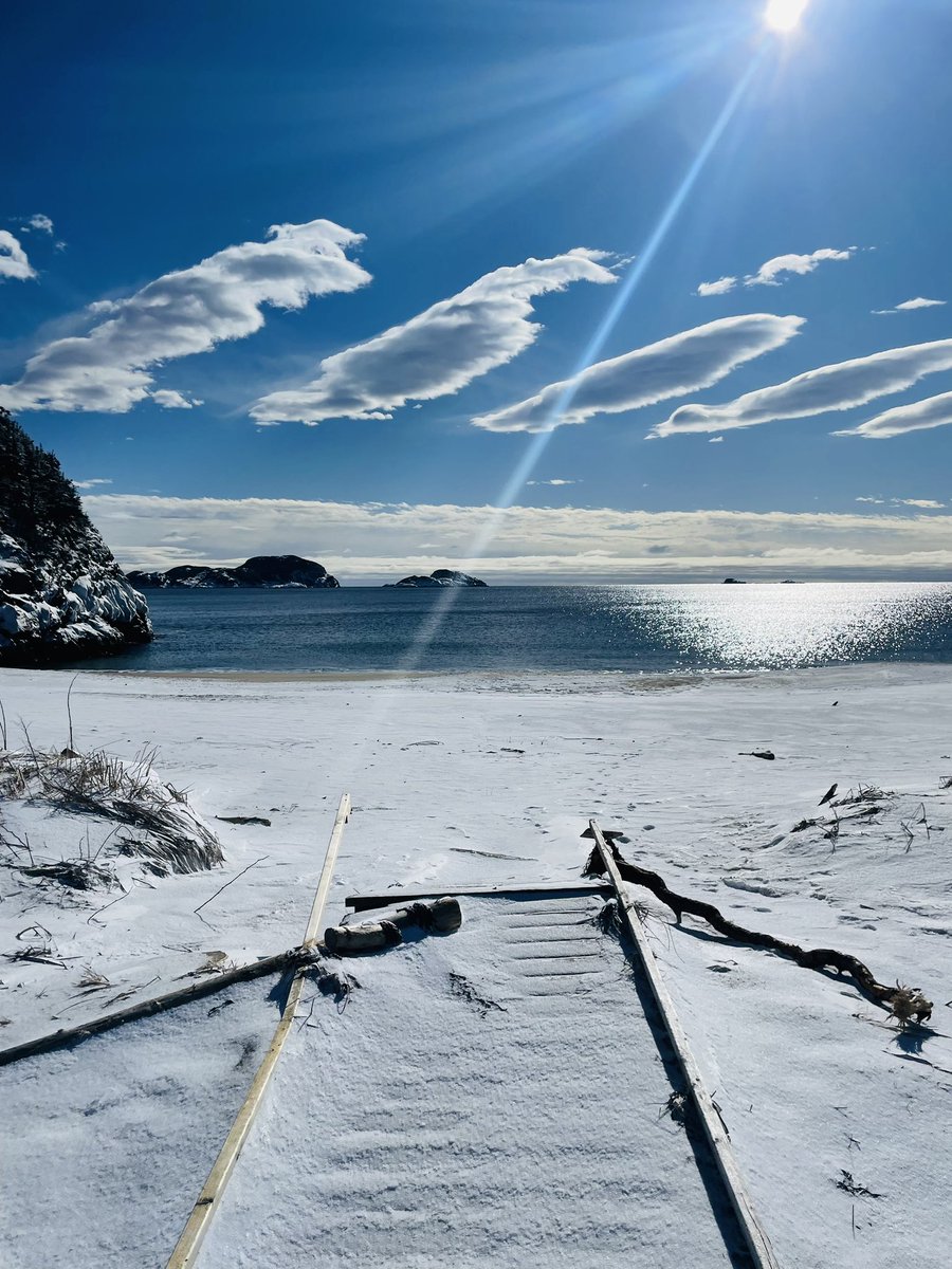 valene_roach's tweet image. The clouds want to tell a story…#Burgeo #Sandbanksprovincialpark @EddieSheerr @NLtweets @downhomelife @weathernetwork