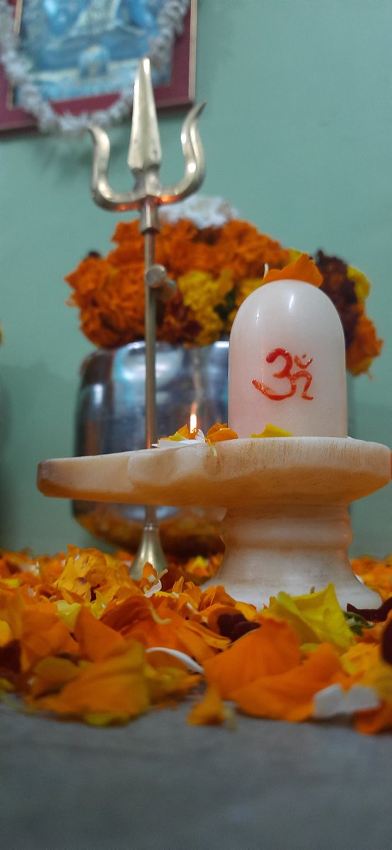 AshwinPandit15's tweet photo. II शिव और पार्वती का विवाह संपन्न हुआ ll.
@ashokepandit @dograjournalist
@manojsinha_ @narendramodi @AmanChopra_ @ImRavinderRaina हम सब पे और #PM_PACKAGE कर्मचारियों पे अपनी कृपा बनैय रखना https://t.co/kFQMHfbLSy