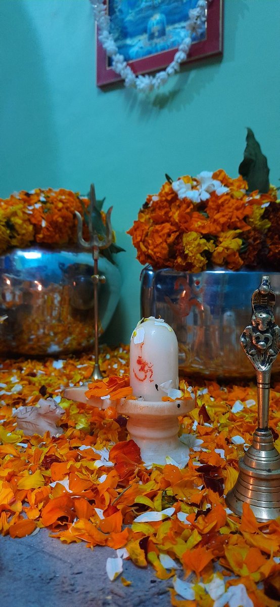 AshwinPandit15's tweet photo. II शिव और पार्वती का विवाह संपन्न हुआ ll.
@ashokepandit @dograjournalist
@manojsinha_ @narendramodi @AmanChopra_ @ImRavinderRaina हम सब पे और #PM_PACKAGE कर्मचारियों पे अपनी कृपा बनैय रखना https://t.co/kFQMHfbLSy