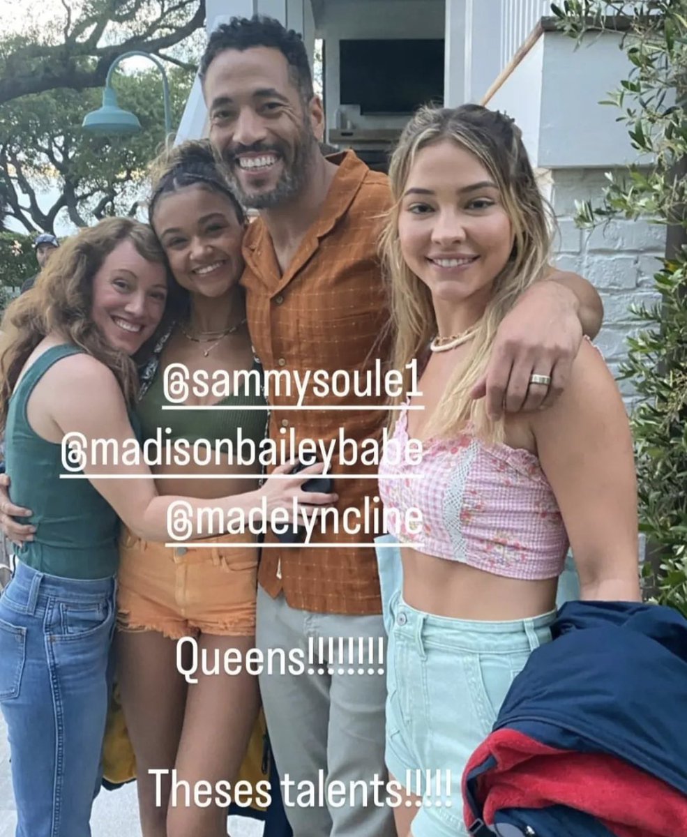 ؘ on Twitter: "RT @madelynclinebr: Amores! Madelyn Cline com Madison