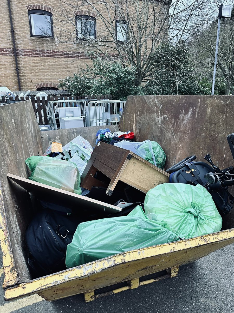 Chloe Taylor tweet media