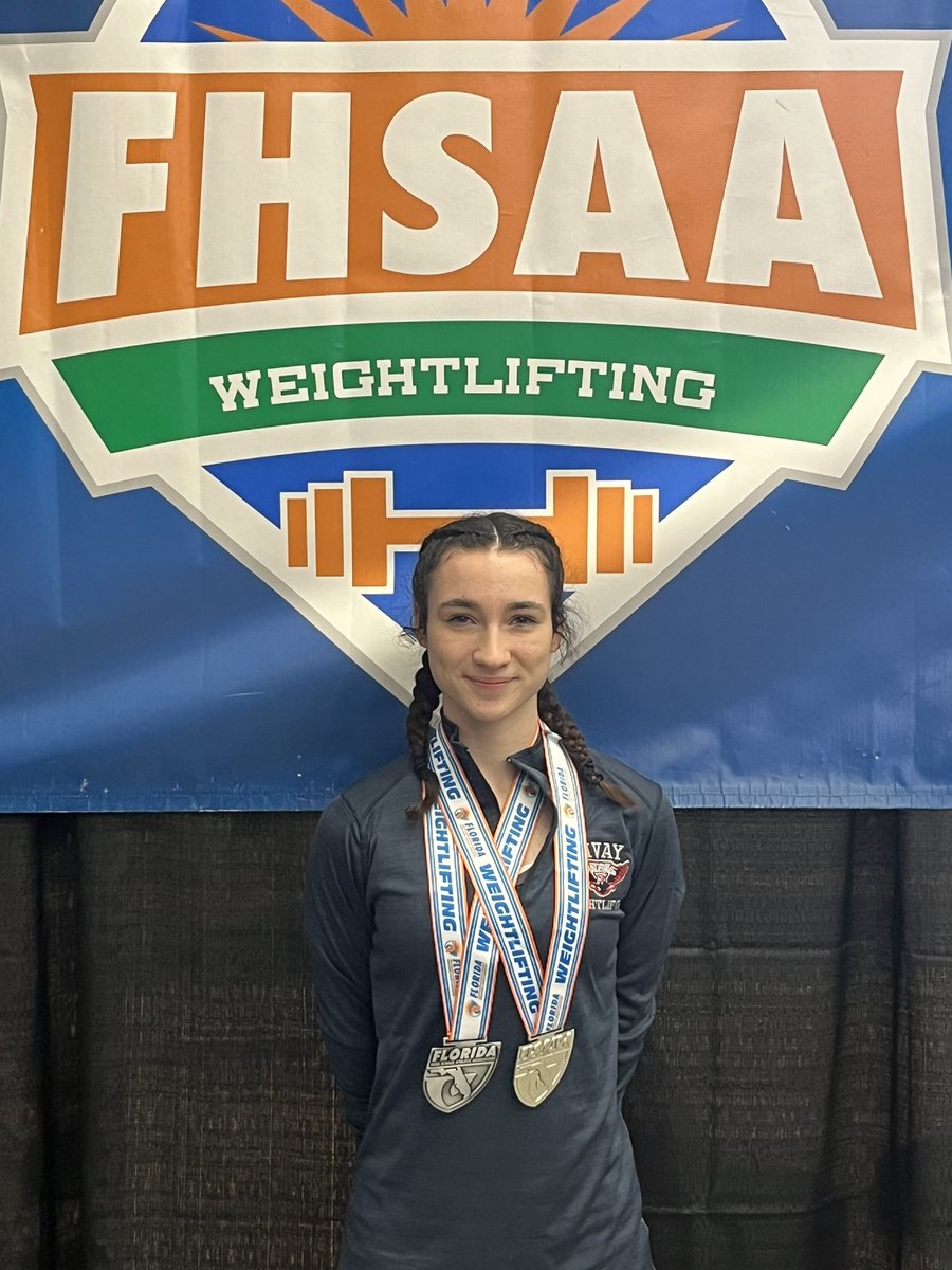 Fivay Weightlifting tweet media
