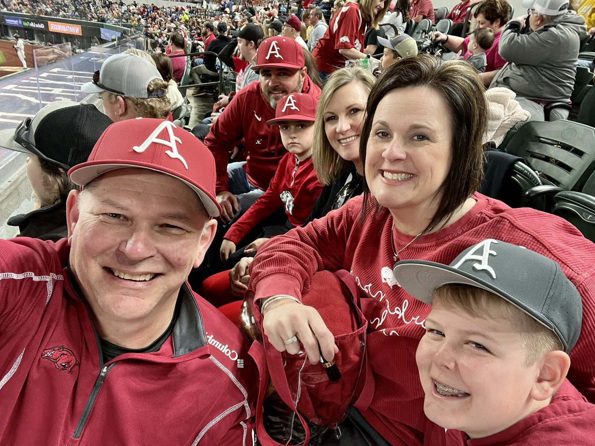 It’s Time! For some #RazorbackBaseball 🐗⚾️ #Woo Pig Sooie! #GlobeLifeField