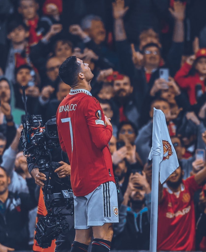 danii7mm's tweet photo. Como no lo van a odiar, si es el heredero https://t.co/lVWpMIiMkC
