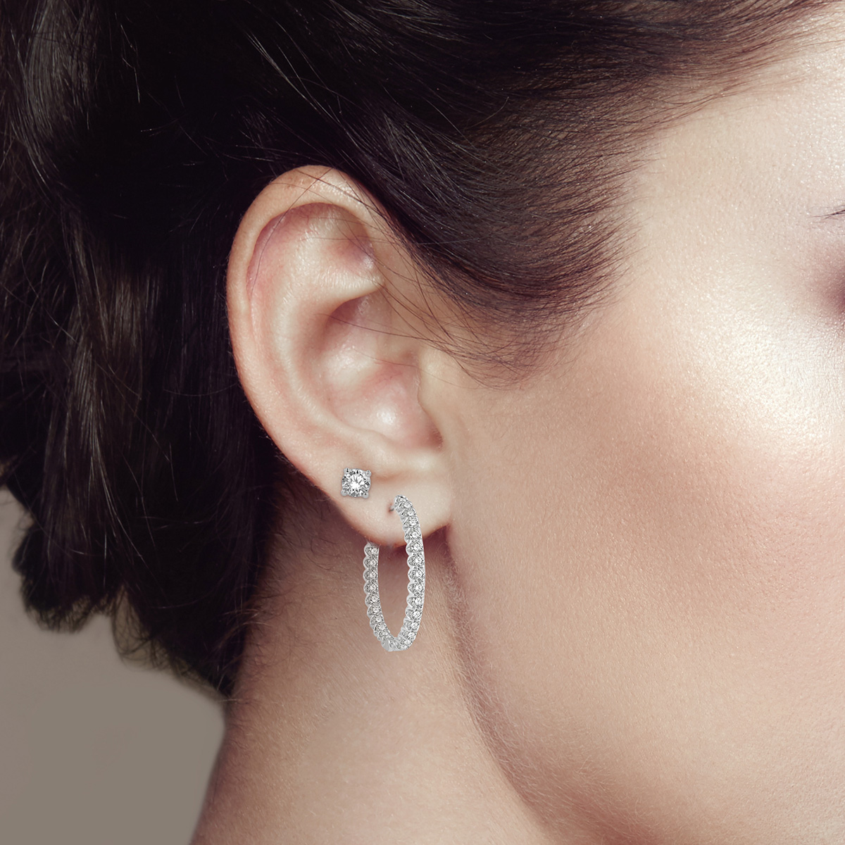 Create a subtle ear stack with our favorite Diamond Essentials 💎
#earjewelry #earstack #earaccessories #earstacking #ASHIDiamonds