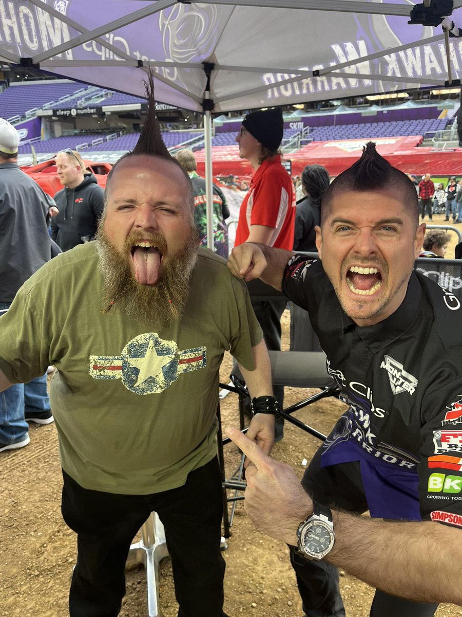 EmyEm18's tweet image. #MonsterJam #mohawkwarrior one year old bet won! Rocking the new Mohawk!! Go for it mohawk warrior!!