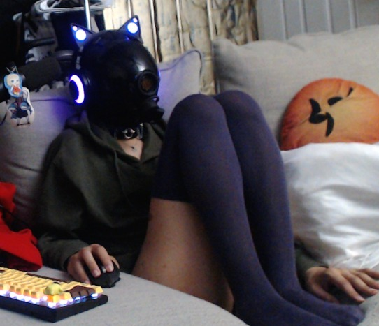 2163 :: Code 050 :: Statement :: This drone has been enjoying video chatting with its acquaintances.