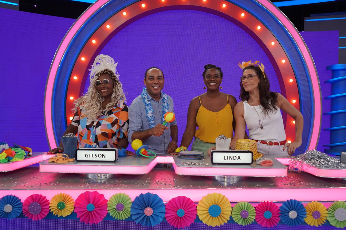 Começou o #CaldeirãoComMion!

 Hoje estarei no @caldeiraoglobo no #TemOuNãoTem no #TimePaolaCarosela. Já ligaram a 📺? Começou!