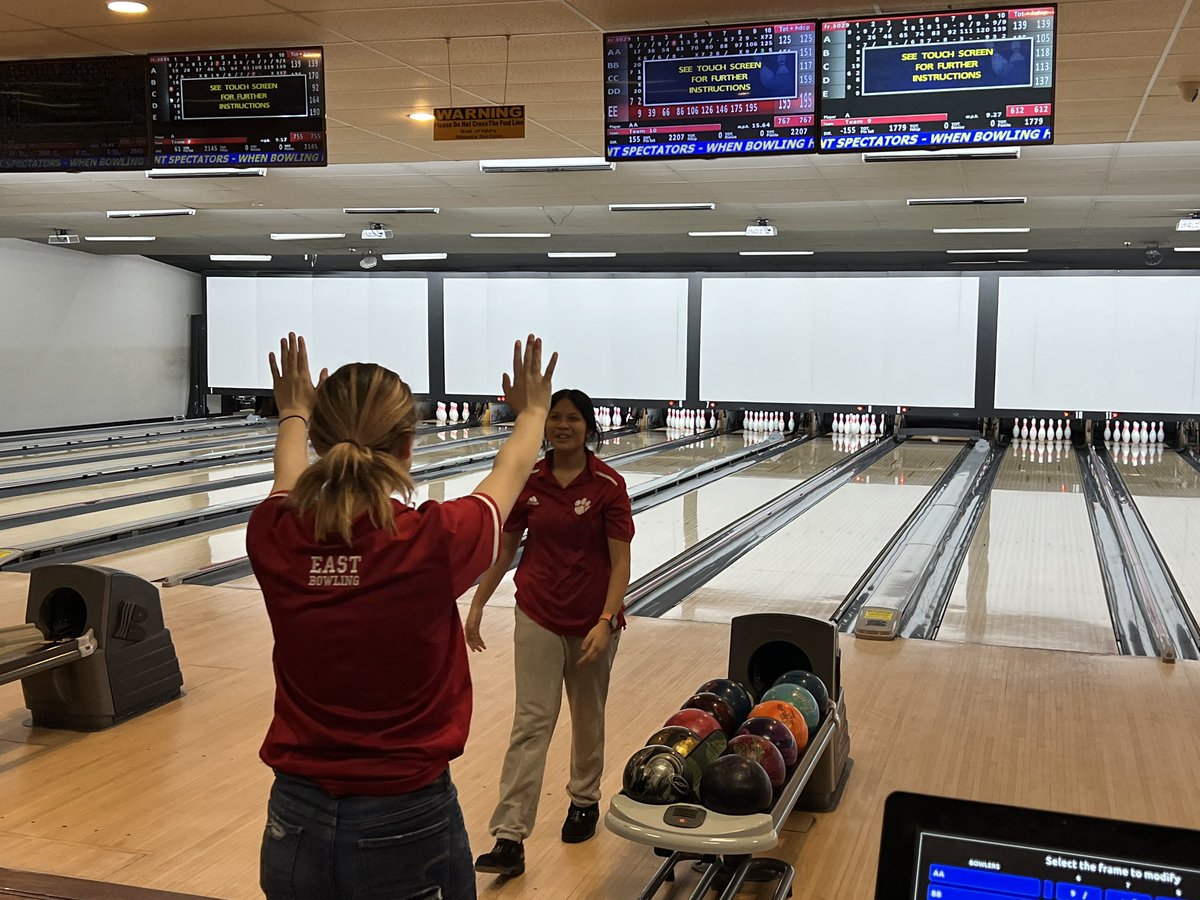 CHEBowling's tweet photo. East Girls advance to States as the 1st Wildcard of the South Sectional at Laurel Lanes with their season high score 2207. @CHEastAthletics https://t.co/vjQwe7zcw9