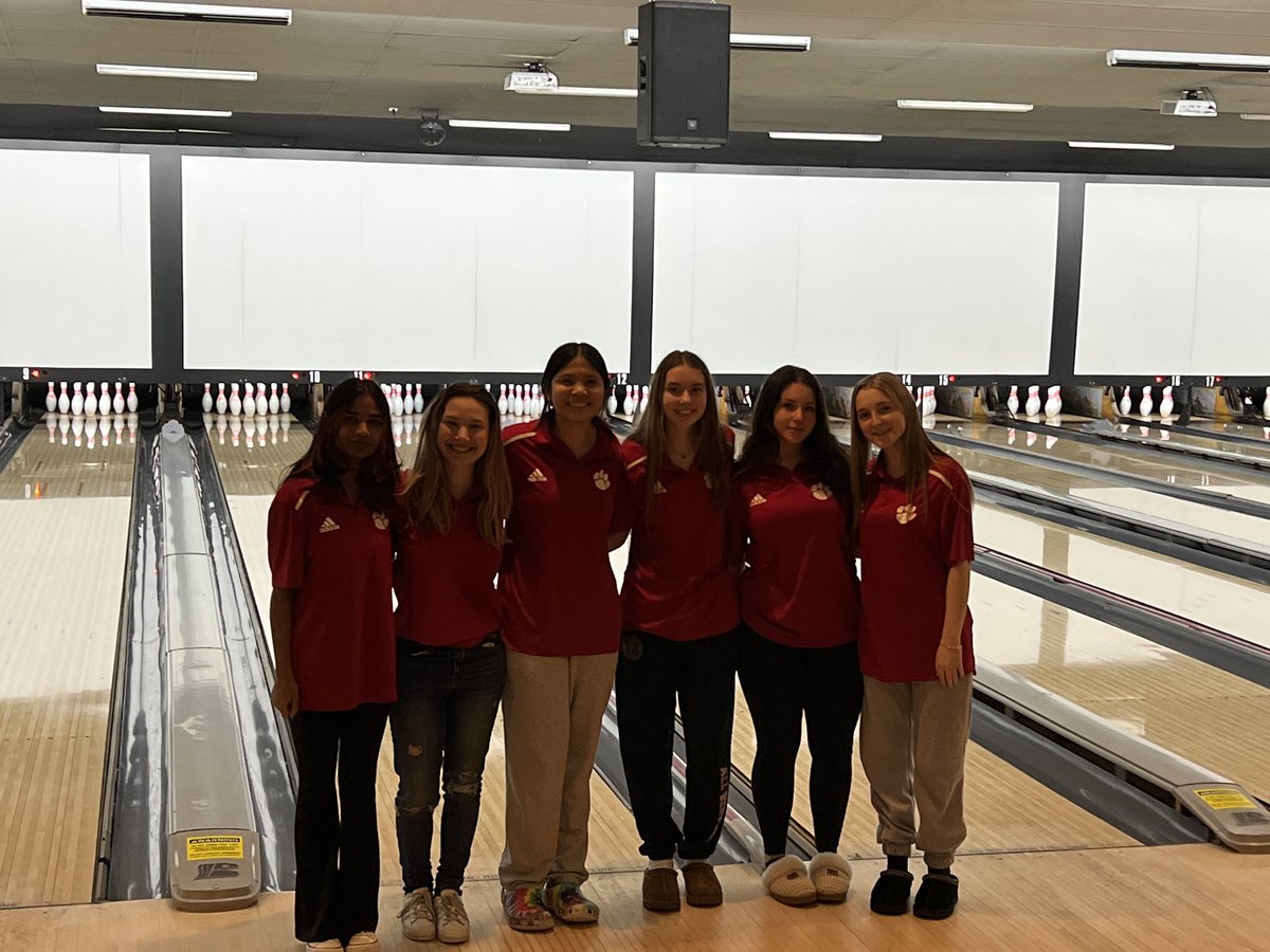 CHEBowling's tweet photo. East Girls advance to States as the 1st Wildcard of the South Sectional at Laurel Lanes with their season high score 2207. @CHEastAthletics https://t.co/vjQwe7zcw9