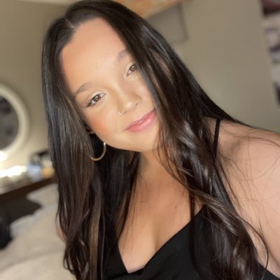 KateKebarker's tweet photo. #NewProfilePic https://t.co/uSSmLxFTgX
