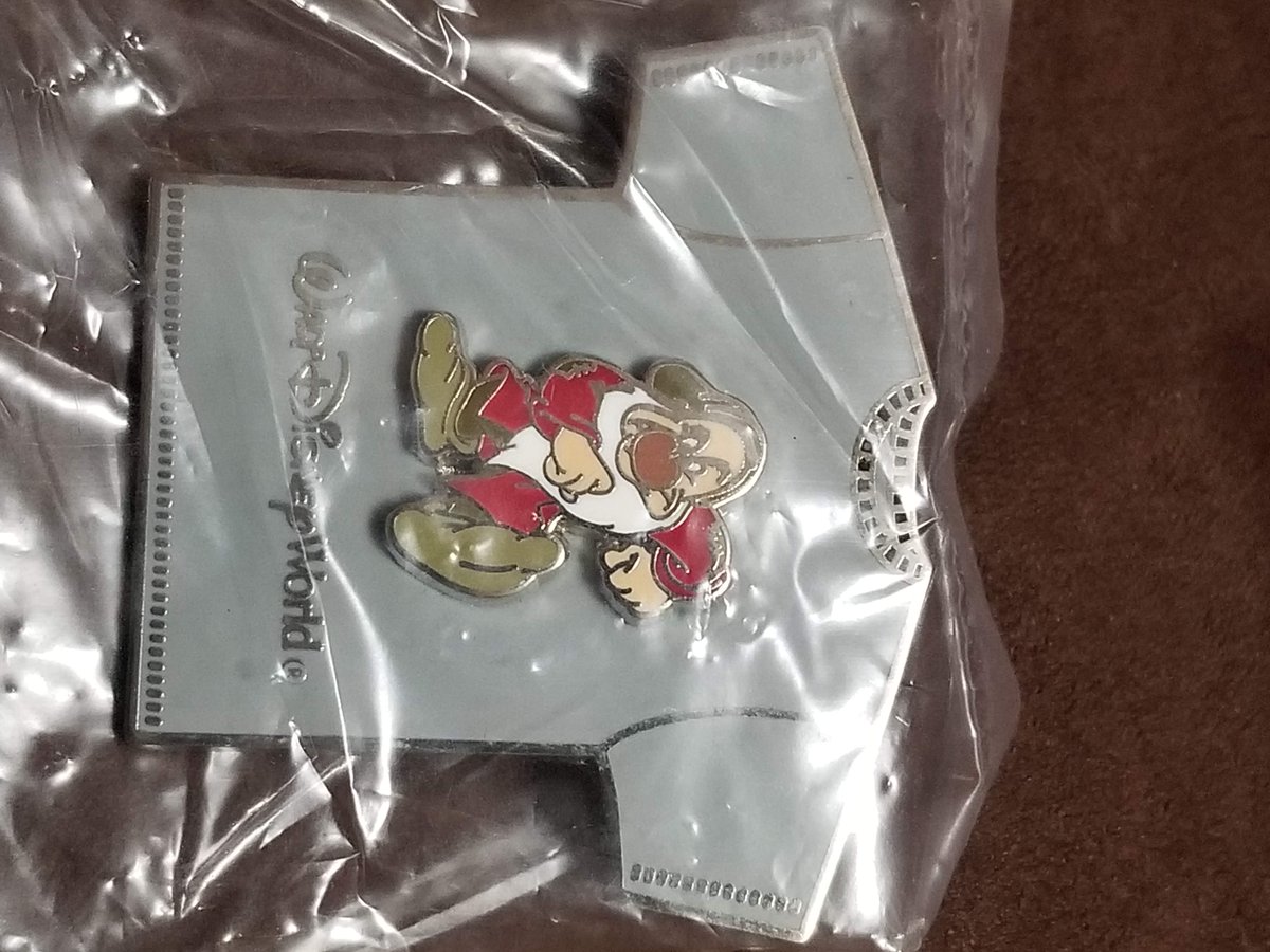 TeriE's tweet photo. Disney Pin Grumpy WDW T-Shirt #PinOnPin 3D #HANESPromo VINTAGE 2011 #AdvertisingPromo #Grumpy #snowwhite #disneyworld #WDW #disneyTshirt #vintagedisney #ebayfinds #HTFdisney #disneypinsforsale #adpromo #disneypintrading #disneytradingpins https://t.co/Y4liUqlrIp #eBay via @eBay https://t.co/szat2o0kcH