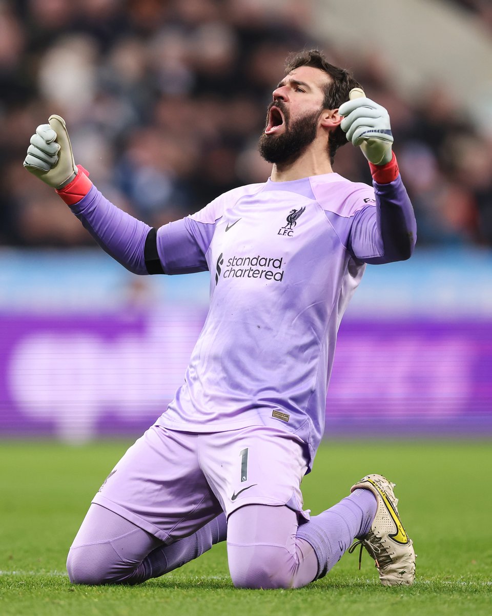 This is an <a href="/Alissonbecker/">Alisson Becker</a> appreciation post ❤️