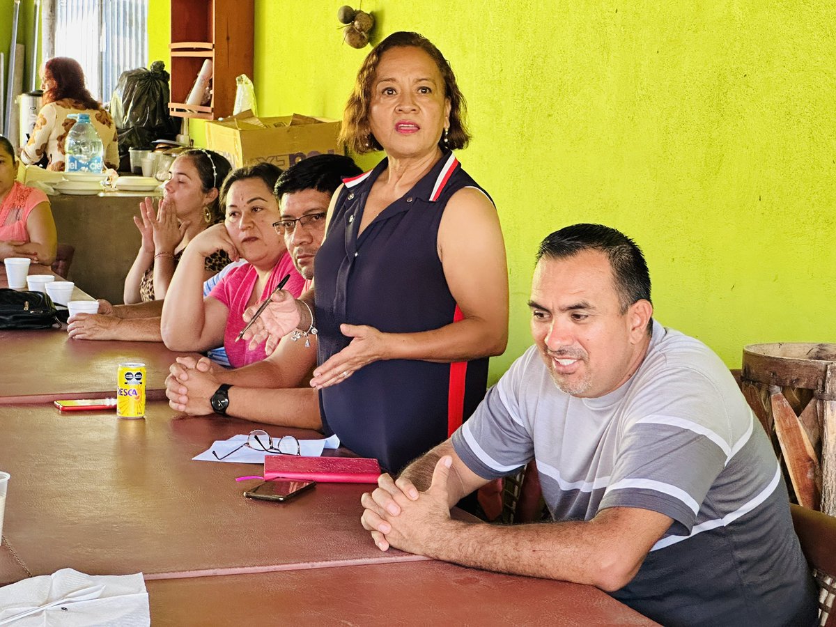 NA_Colima's tweet photo. 🔹Desde el colorido municipio de Cuauhtémoc, sostuvimos un segundo acercamiento con aliancistas de dicho municipio, en donde se realizará una renovación del Consejo Municipal quien posteriormente convocará para elegir al Comité de Dirección Municipal 2023-2025. 🙋🏻‍♀️🙋🏻‍♂️ https://t.co/2ejbKv65ap