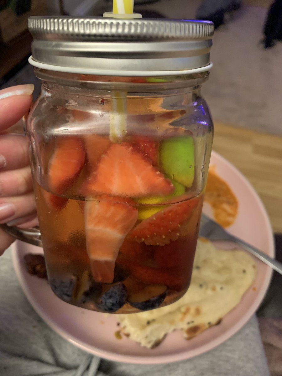 Fruit infused water. With strawberries, blackberries, blueberries, lime and a stick of cinnamon #fruitwater #fruitinfusion #HealthyHabits #healthy