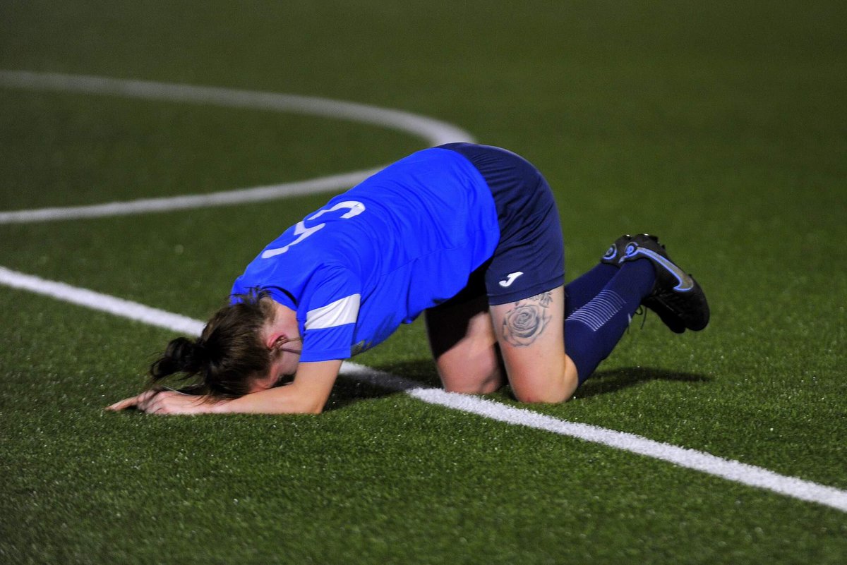 Miss Lynch tweet media