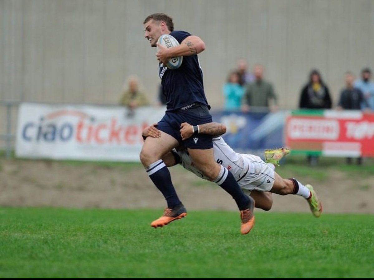 De Parque Camet a Italia 🇮🇹

El fullback surgido en Pueyrredón, Joaquín Vaccaro, fue preconvocado a la selección italiana de Seven y realizó entrenamientos en Treviso 🏉

¡Felicitaciones! 💪