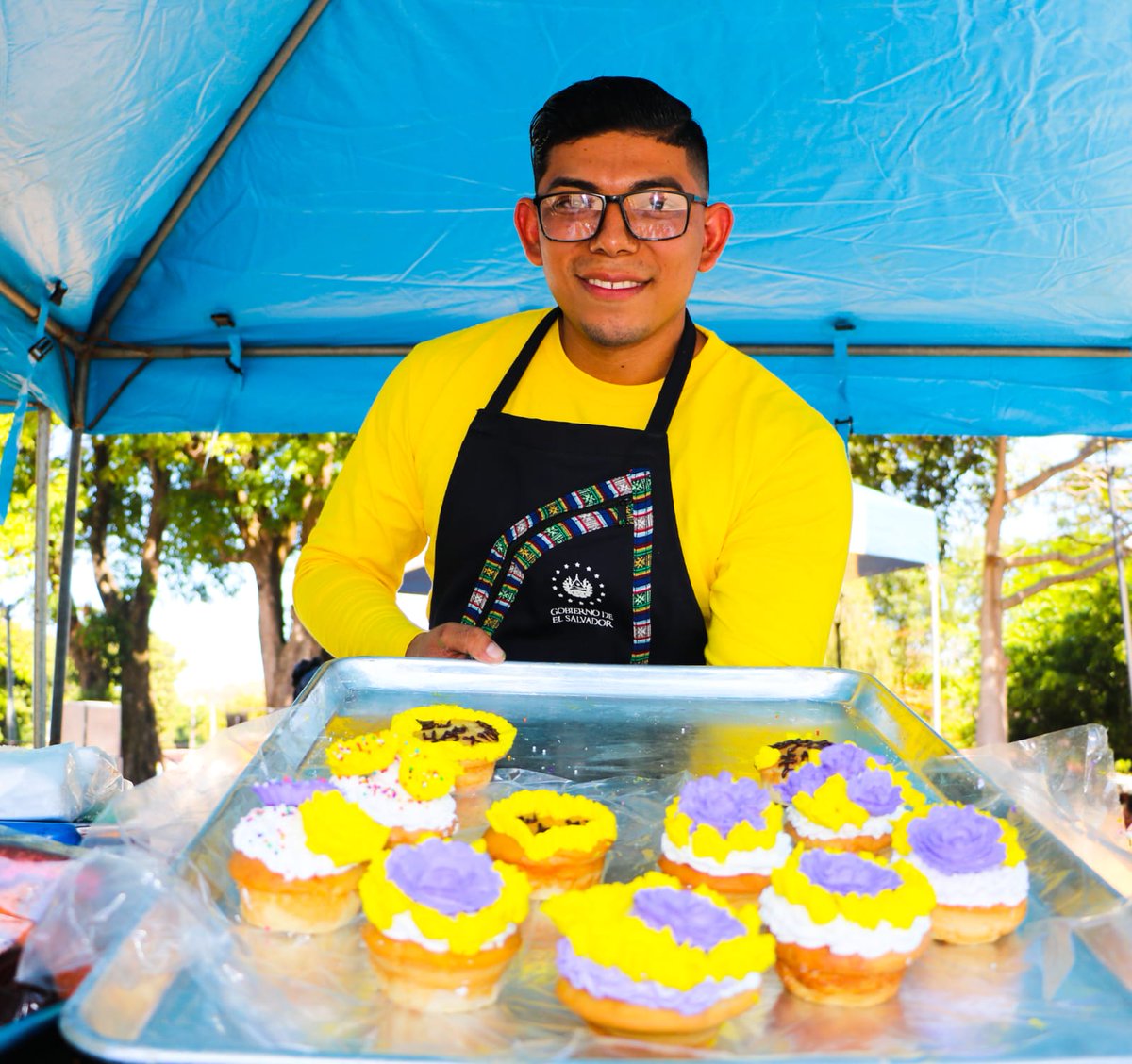 Ven al #MercaditoPenitenciario en Redondel El Palmar de Santa Ana y encuentra una amplia variedad de productos elaborados por privados de libertad en proceso de rehabilitación al alcance de tu bolsillo. 

🕓 Estaremos hasta las 4 p.m.