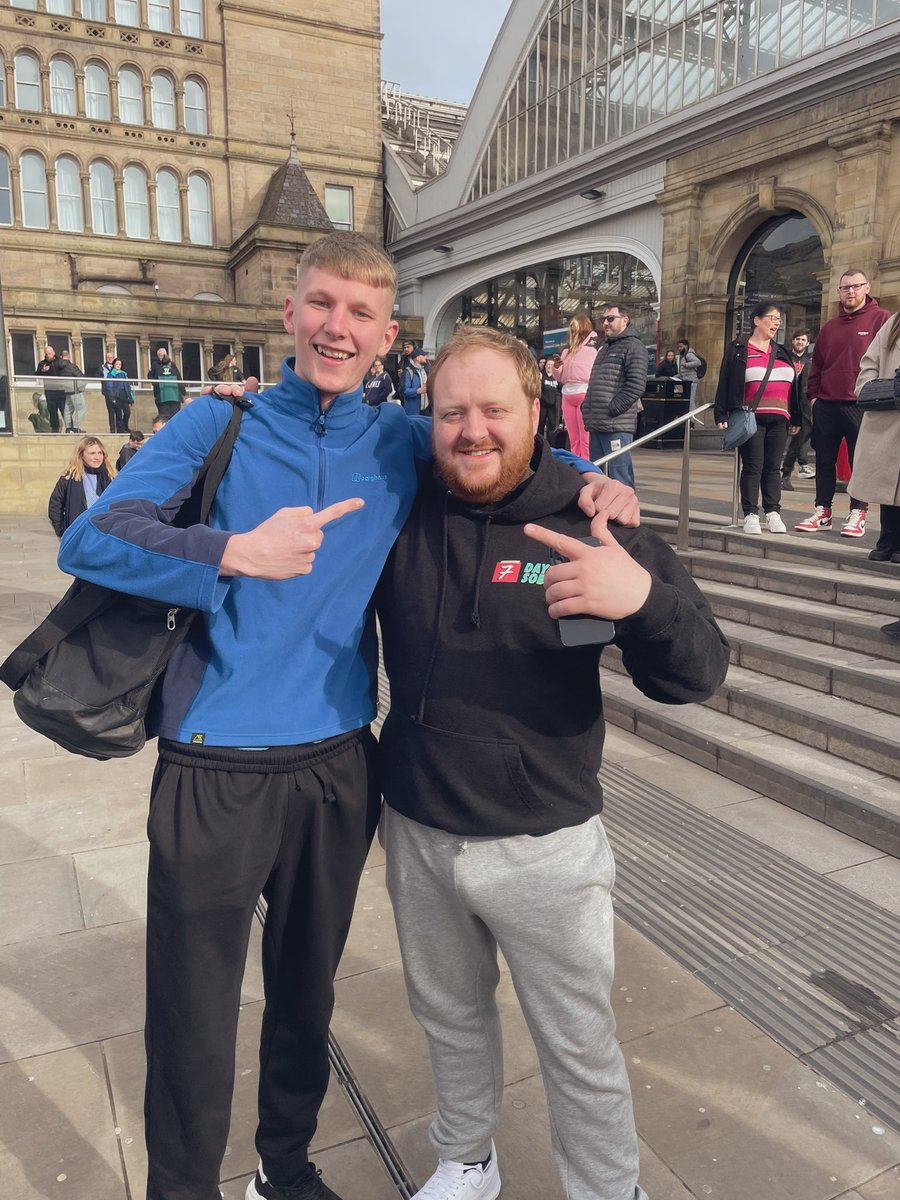 Harry Walker tweet media