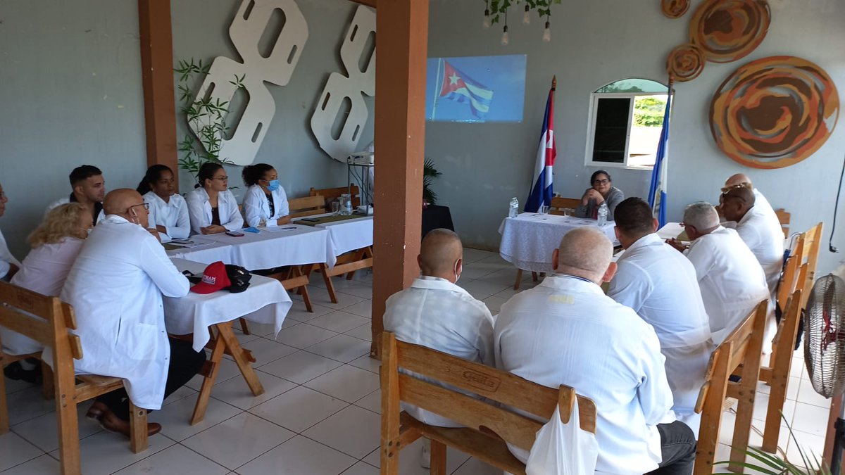 Balance anual de los resultados de trabajo del año 2022  en la #BMCEnGuatemala Fray Bartolomé, asiste la Dra.Mariheta Cutiño, Jefa de la #BMC y miembros del Consejo de Dirección   #CubaCoopera <a href="/MarihetaR/">Mariheta Cutiño Rodriguez</a> <a href="/DiazCanelB/">Miguel Díaz-Canel Bermúdez</a> <a href="/TaniaMCruzHdez/">Dra.Tania Margarita Cruz Hernández</a>  <a href="/MoraimaMoranR/">MoraimaMoran</a> <a href="/cabrera_laza/">michael cabrera laza</a> <a href="/CubaEmbaGuatem/">EmbaCubaGuatemala</a>