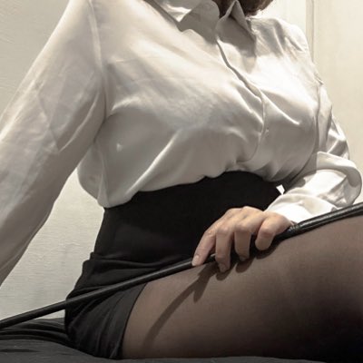 鞭子的疼與愛並肩著
#NewProfilePic (新個人資料照片) https://t.co/P3t6ML7toN