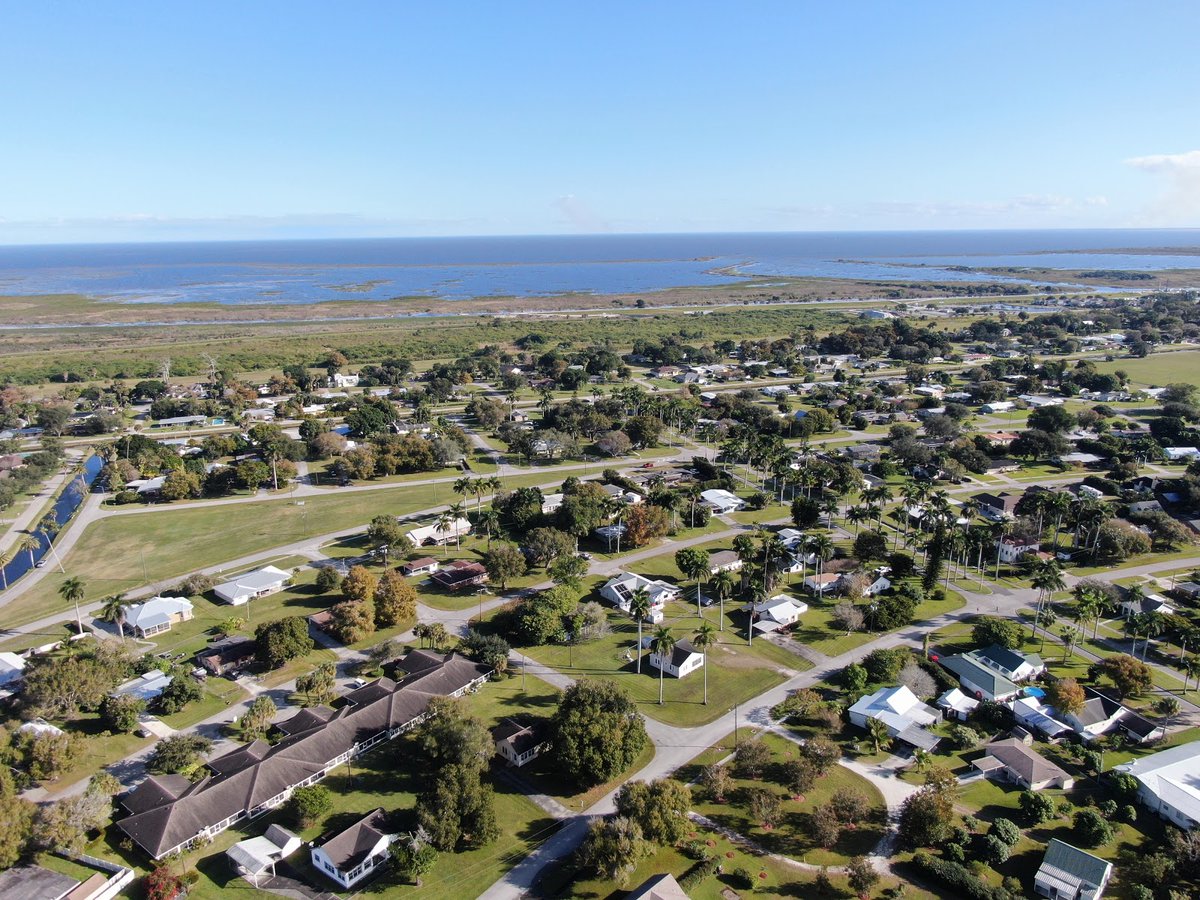 New town every hour on Twitter "Clewiston, Florida Population 14,383