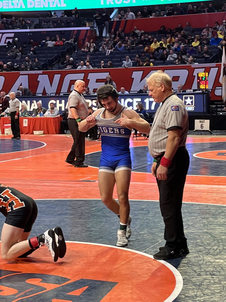 WrestlePhs's tweet photo. Augie Christiansen with an 8-4 win takes 3rd at 145lbs!!  With that win he also breaks the school single season win record!! https://t.co/z8oyiFXXmP
