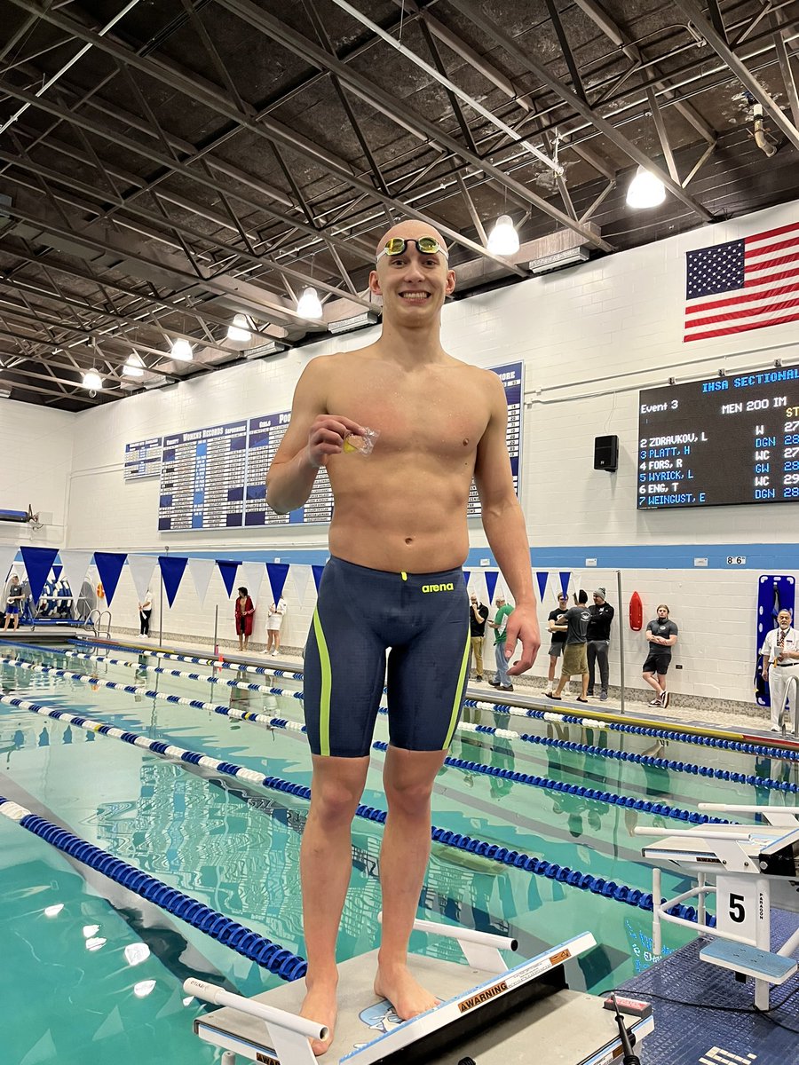 Congrats to Luca Zdravkov for taking 4th with a new lifetime best 2:00.67 in the 200 IM 🎉🎉