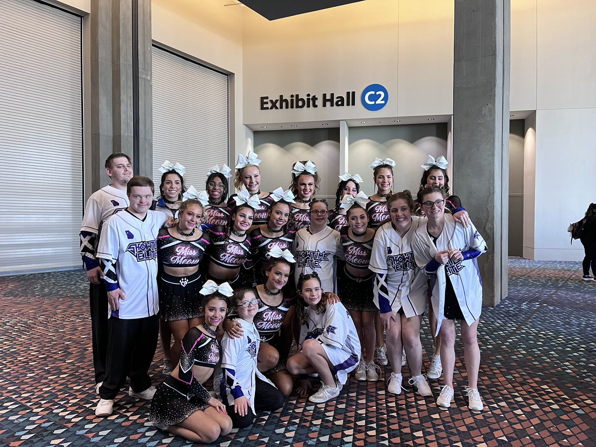 <a href="/CheerAthletics/">Cheer Athletics</a> hey cheer athletics we met one of your teams today!!