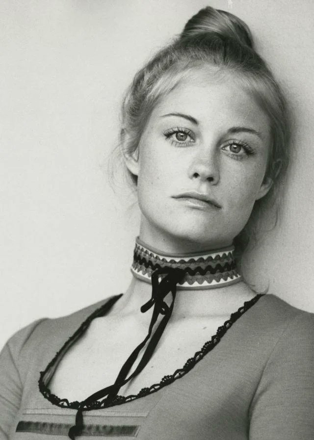 Happy birthday to Cybill Shepherd, who turns 73 today. 