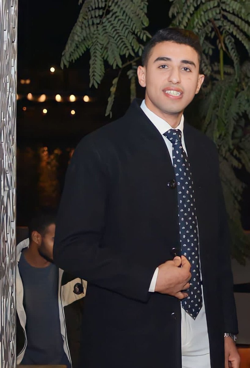 لا تجالس قومًا لا يذكرون الله ! فإن كنت جاهلاً زادوك و إن كنت عالماً لم ينفعك علمك شيئًا.

- لقمان الحكيم