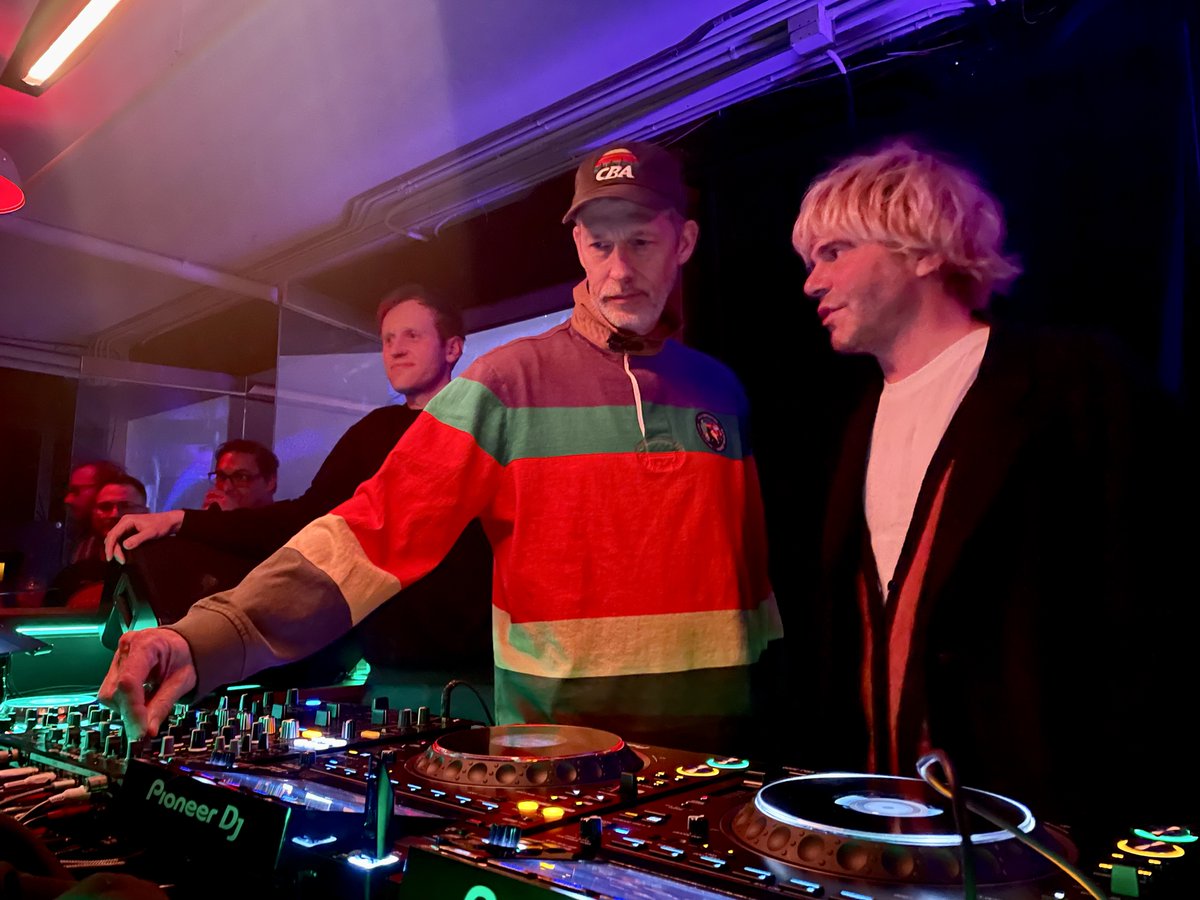 Leisure SF (@leisuresf) on Twitter photo Huge thanks to the bands and all who made it to the joyous <a href="/rideox4/">RIDE</a>/<a href="/thecharlatans/">The Charlatans</a> afterparty following their standout performances last night. The vibe was immense, loved throwing the party at the stellar <a href="/TheFoundrySF/">The Foundry SF</a>, and the sets by <a href="/Tim_Burgess/">Tim Burgess</a> and <a href="/Andybebop/">Andy Bell</a> were ace! Huge thanks to the bands and all who made it to the joyous <a href="/rideox4/">RIDE</a>/<a href="/thecharlatans/">The Charlatans</a> afterparty following their standout performances last night. The vibe was immense, loved throwing the party at the stellar <a href="/TheFoundrySF/">The Foundry SF</a>, and the sets by <a href="/Tim_Burgess/">Tim Burgess</a> and <a href="/Andybebop/">Andy Bell</a> were ace!