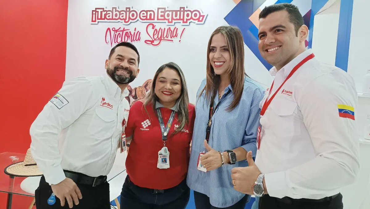 PequivenAMC's tweet photo. Culmina la "1era Feria de Cafés Especiales del Zulia" con la visita de Mary Nava, Dir. Comercial #Pequiven en compañía de Jesús Manzo, Gte. general #CPAMC y el Gral. Régulo Higuera, Gte. general #Corpozulia, para que continuar expandiendo la producción de café.
 
@PrensaPequiven https://t.co/0sa9nKO91B