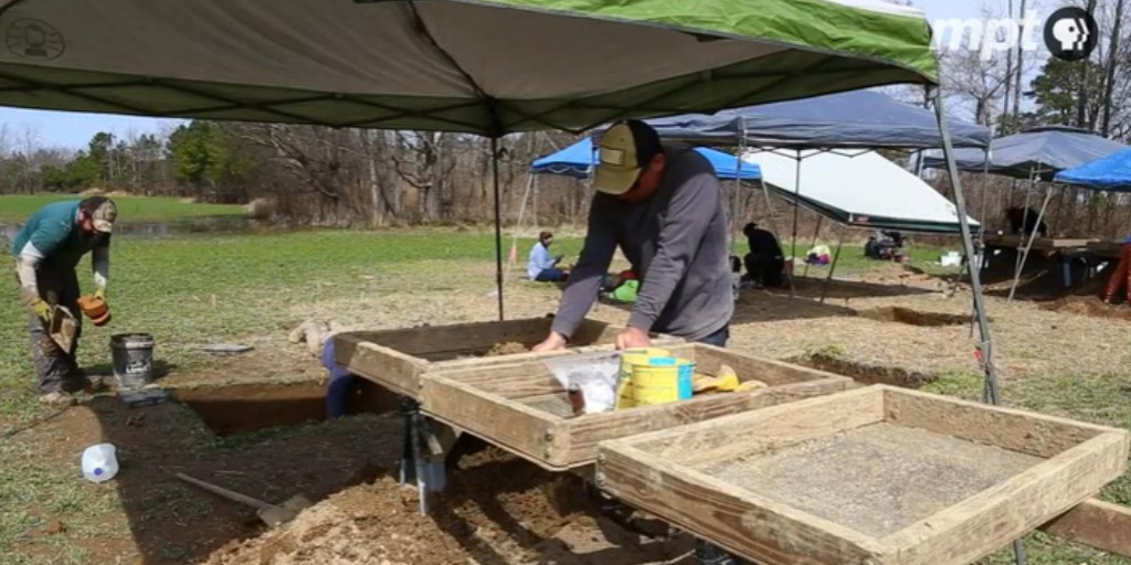 MarylandDOT's tweet photo. ICYMI: @marylandpubtv crews joined MDOT archaeologists early in their search of Thompson Farm–#HarrietTubman ’s birthplace. Crews captured the team uncovering the foundation of a home where enslaved people lived. Watch: https://t.co/airGEGYKcj #MDOTdigs #BlackHistoryMonth https://t.co/HGE4GFF8LJ