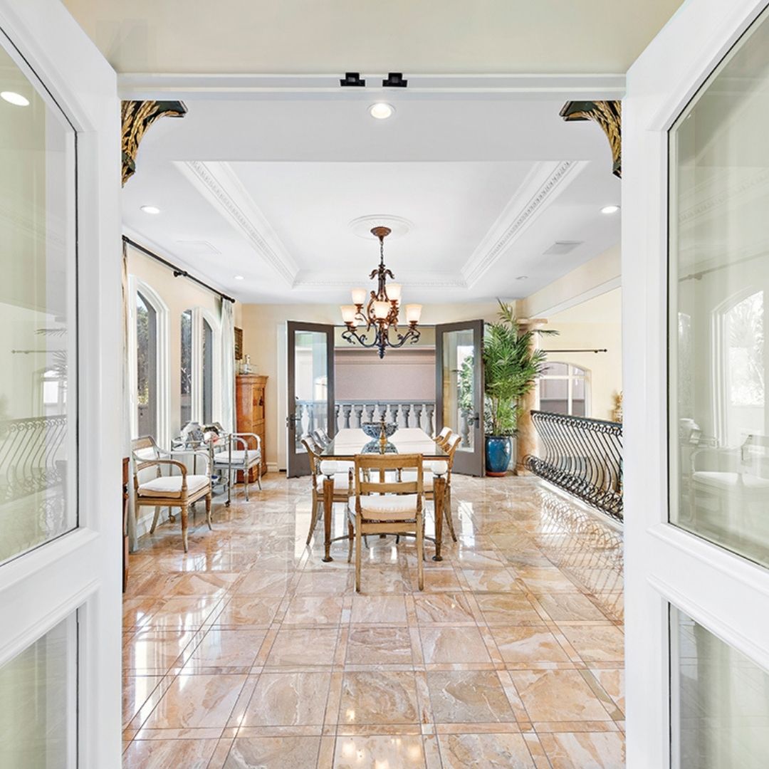 Surterre's tweet photo. Welcome to 87 Ritz Cove Drive, a stunning Mediterranean ocean-view custom home in exclusive guard-gated Ritz Cove near world-famous resorts.
Victoria Strombom · DRE00886773
#home #luxury #mediterranean #danapoint #monarchbeach #oceanview #customhome #exclusive #guardgated https://t.co/kLxDcEvoMy