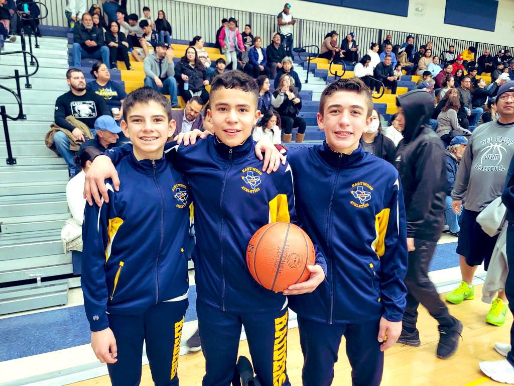 Veronica (@vsram26) on Twitter photo So proud of these boys! 7th grade district champs! Great ending to a perfect season! Thank you coaches! ππ <a href="/EMS_Raiders/">EMS Raiders</a> <a href="/YISDAthletics1/">YISD Athletics</a> So proud of these boys! 7th grade district champs! Great ending to a perfect season! Thank you coaches! ππ <a href="/EMS_Raiders/">EMS Raiders</a> <a href="/YISDAthletics1/">YISD Athletics</a>