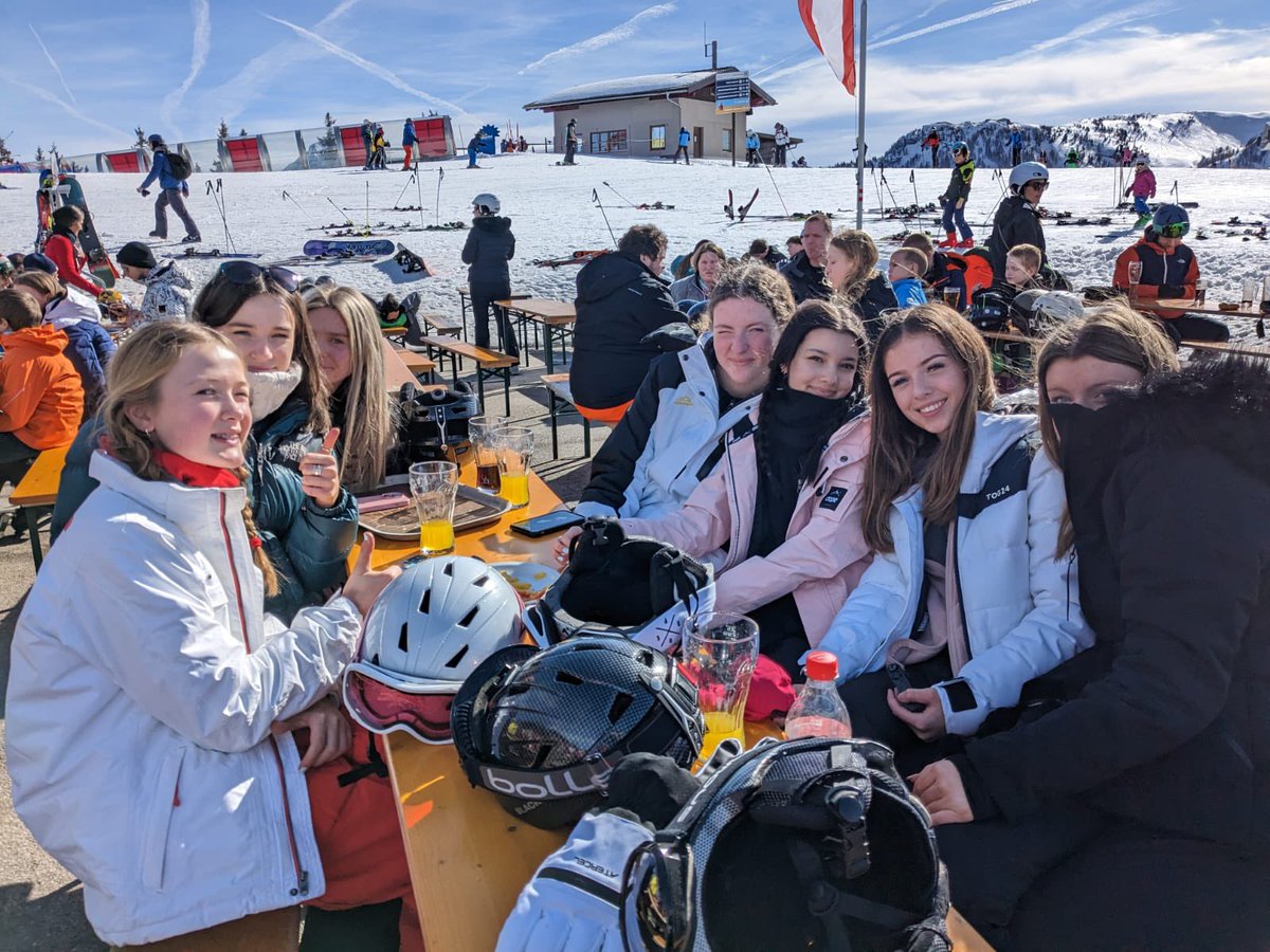 nghs_ski_23 (@nghs_ski_23) on Twitter photo 