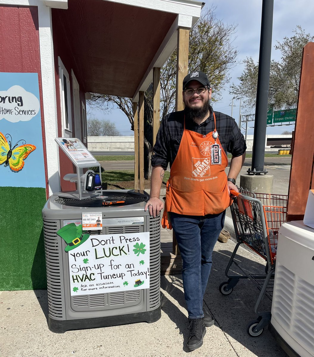 Amy Hahn tweet media