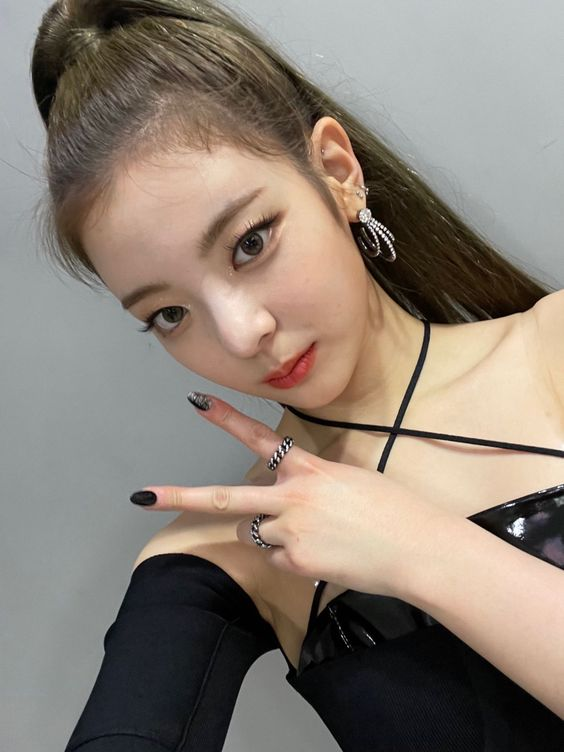 lia_hourly's tweet photo. #LIA #리아 #ITZY #MIDZY https://t.co/ObRGU00suq