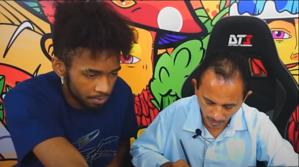 Doaoutofcontext's tweet photo. No video de hj no Manikas, Carlos caique santos passa o cu pro nome de Manoel Gomes no Cartório! https://t.co/Qcpi776DJt