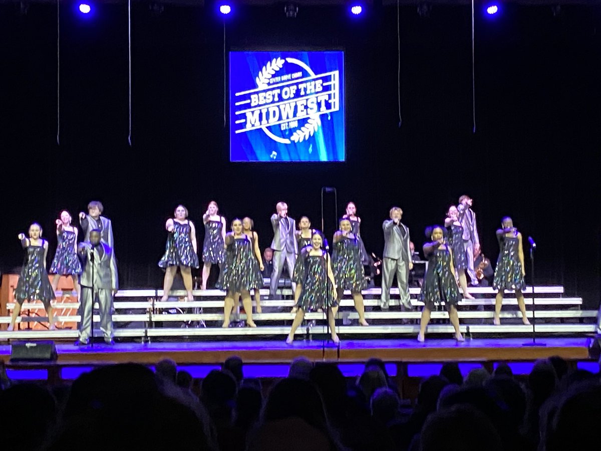 KHS_KTECH's tweet photo. Karisma Show Choir is off to a great start! https://t.co/F9uNm7DfBp